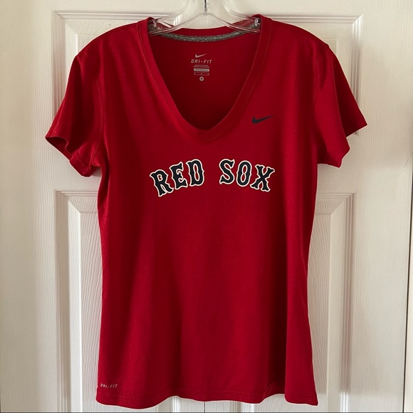 Boston Red Sox Women’s V Neck T-Shirt Red Nike Dri-fit - Picture 1 of 6